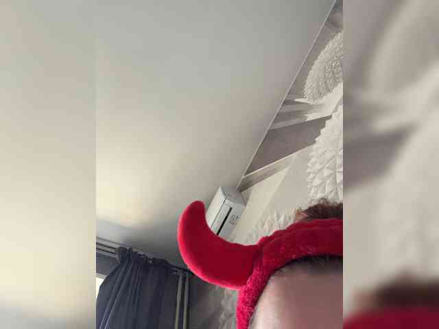 Milaya_Mia webcam