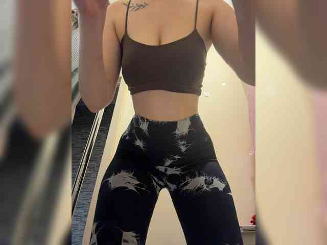 Milaya_Mia webcam