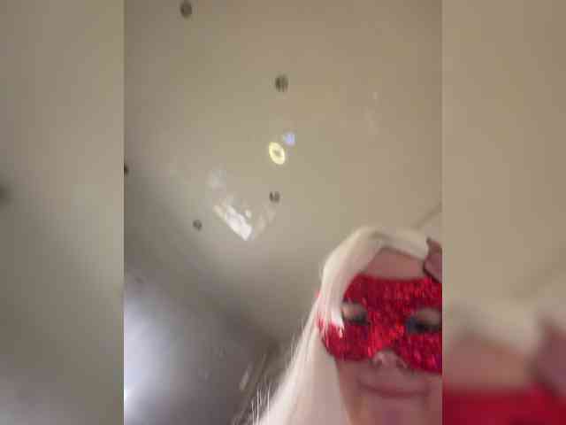 Milaya_Mia webcam