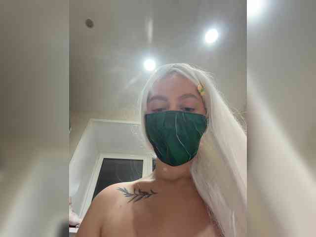 Milaya_Mia webcam