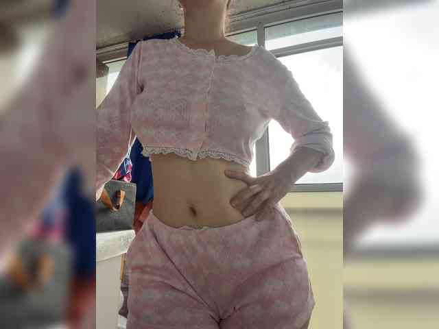 Milaya_Mia webcam