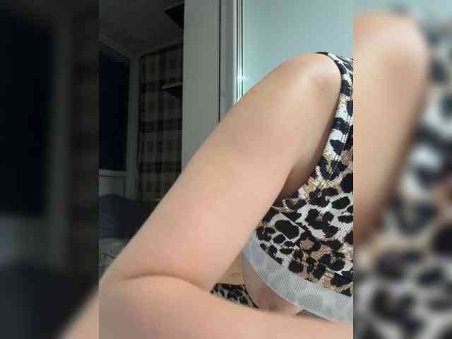 Milaya_Mia webcam
