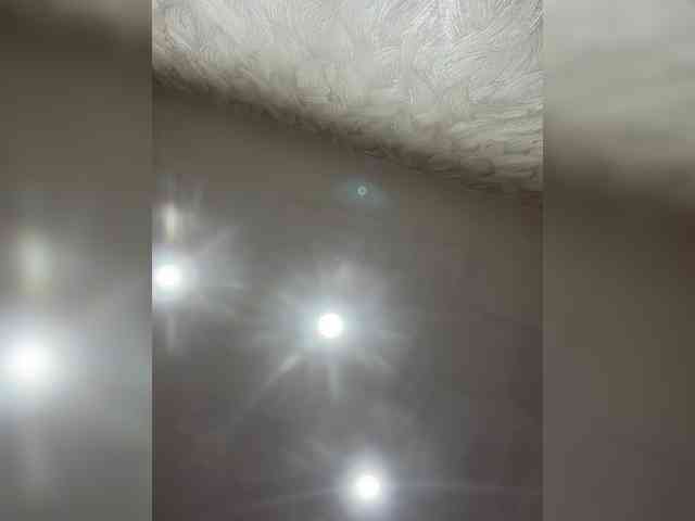 Milaya_Mia webcam
