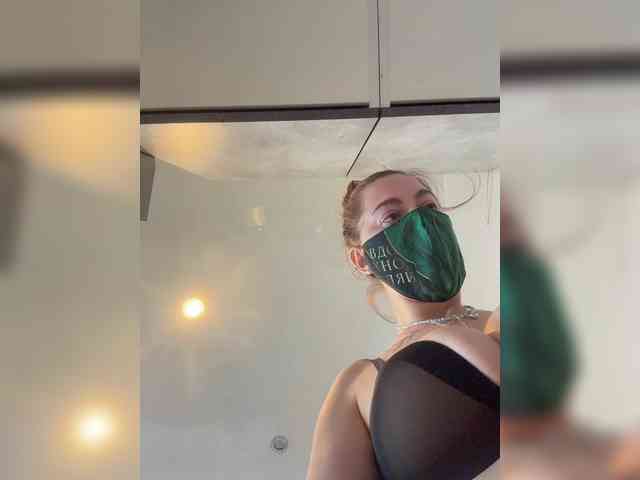 Milaya_Mia webcam