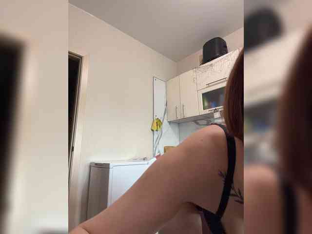 Milaya_Mia webcam