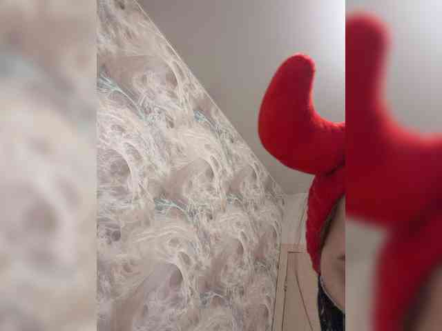 Milaya_Mia webcam