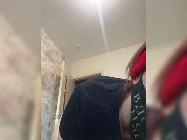 Milaya_Mia webcam