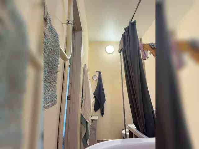Milaya_Mia webcam