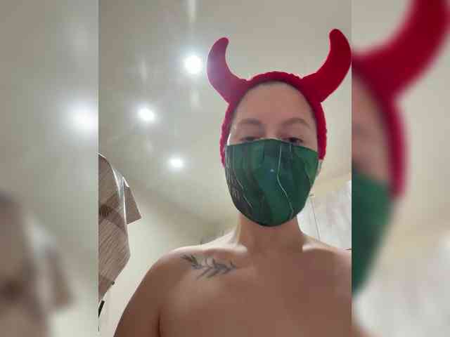 Milaya_Mia webcam
