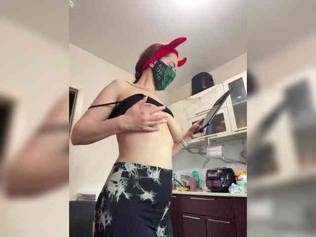 Milaya_Mia webcam