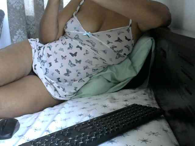Theegoddess webcam