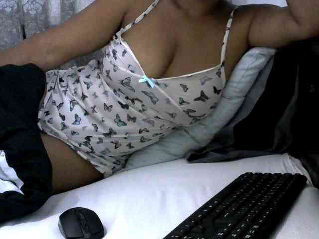 Theegoddess webcam
