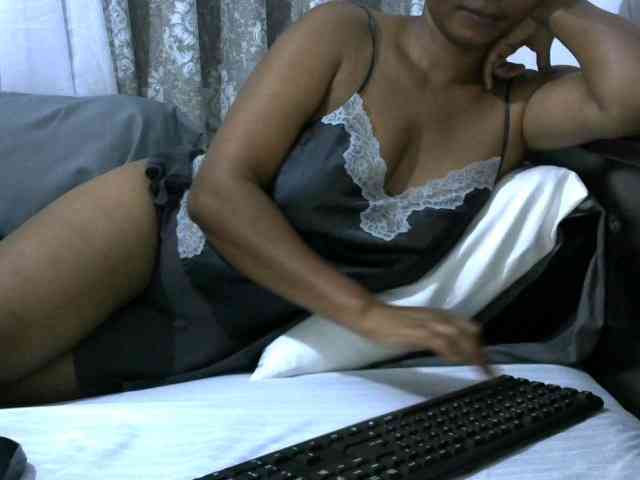 Theegoddess webcam