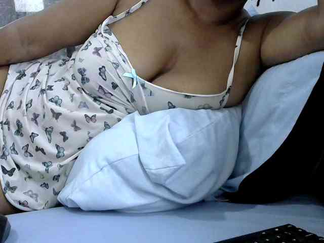 Theegoddess webcam