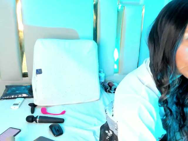EmySandoval live cam on BongaCams