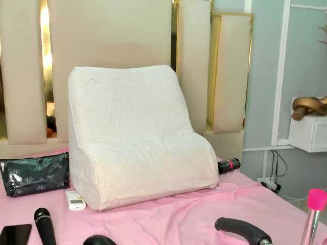 EmySandoval live cam on BongaCams
