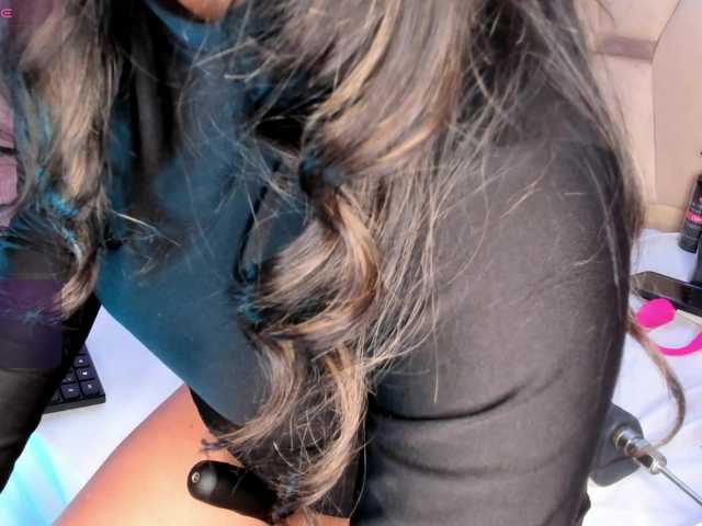 EmySandoval live cam on BongaCams