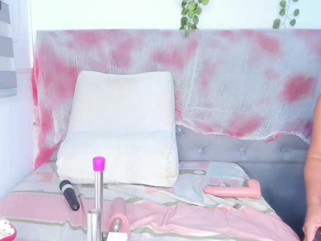 EmySandoval live cam on BongaCams