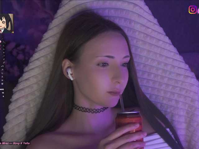 LollyGirlMoon live cam on BongaCams