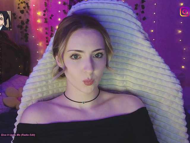 LollyGirlMoon