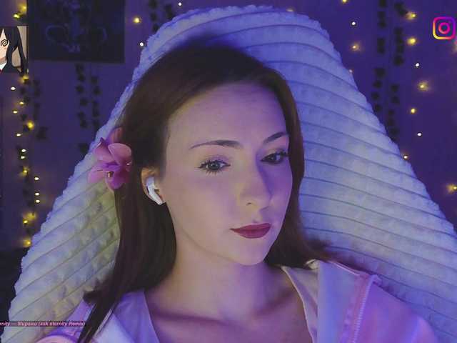 LollyGirlMoon live cam on BongaCams