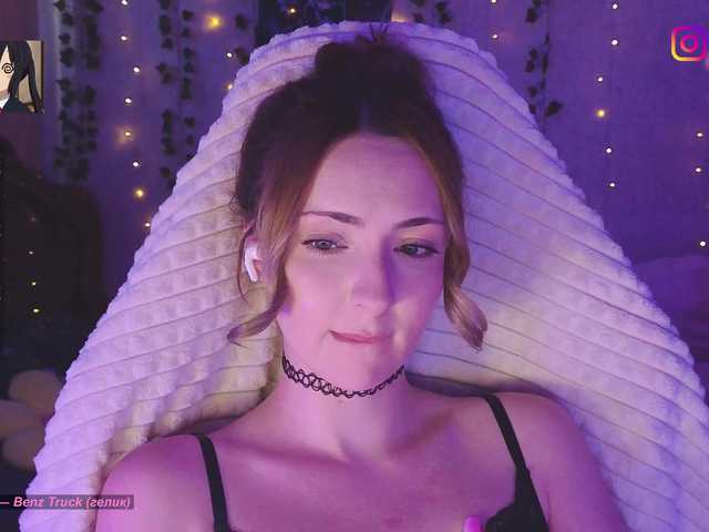 lollygirlmoon live sex show