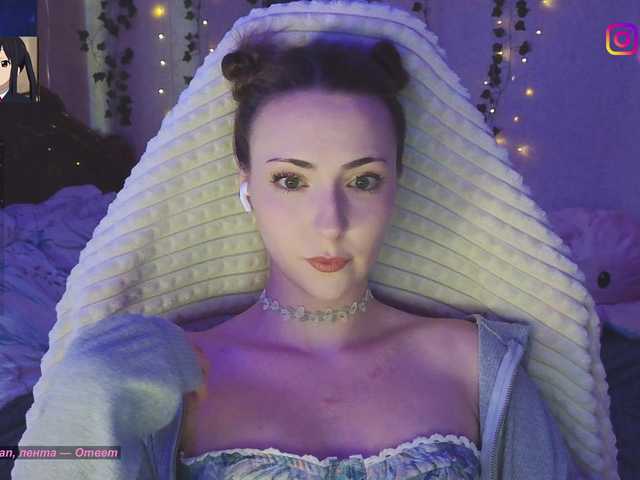 LollyGirlMoon