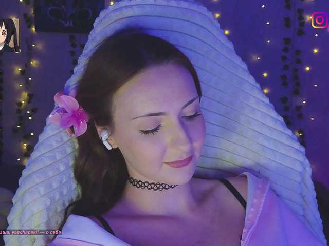 LollyGirlMoon