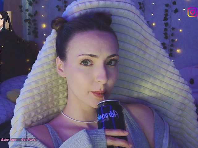 LollyGirlMoon live cam on BongaCams