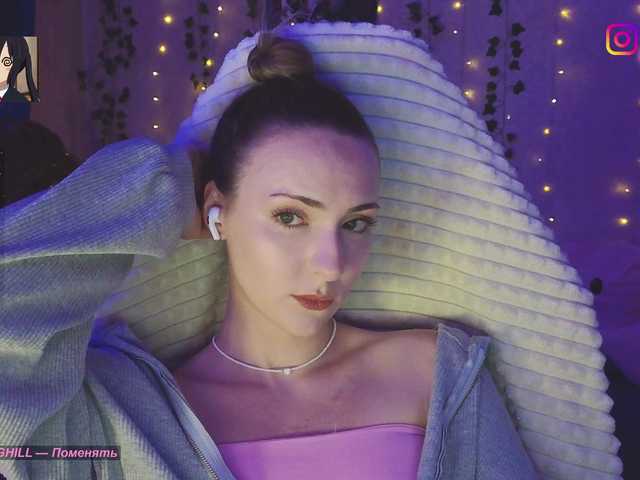 LollyGirlMoon