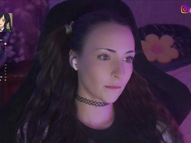 LollyGirlMoon live cam on BongaCams