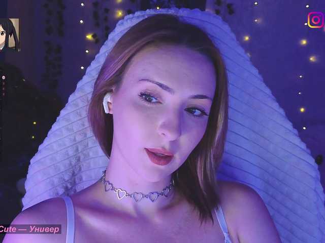 LollyGirlMoon live cam on BongaCams