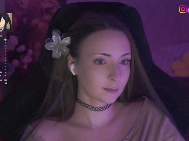 LollyGirlMoon live cam on BongaCams