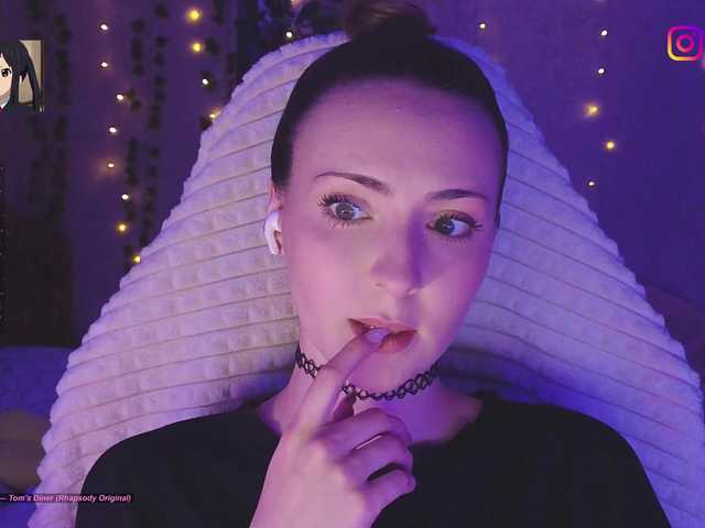 LollyGirlMoon