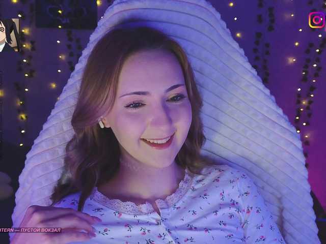 LollyGirlMoon