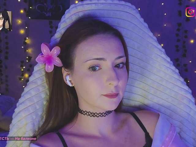 LollyGirlMoon live cam on BongaCams