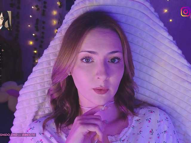 LollyGirlMoon