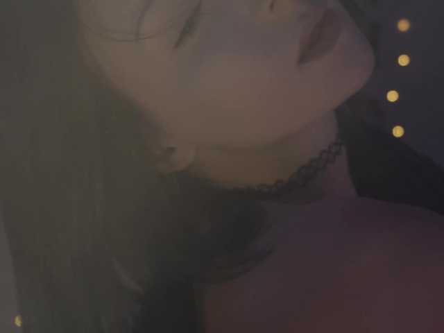 LollyGirlMoon live cam on BongaCams