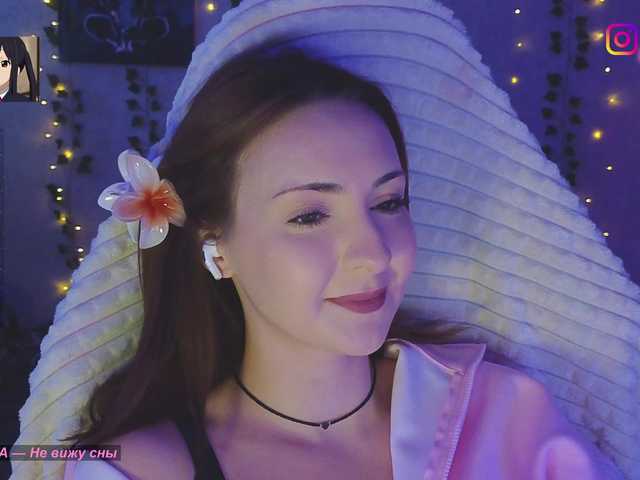 LollyGirlMoon