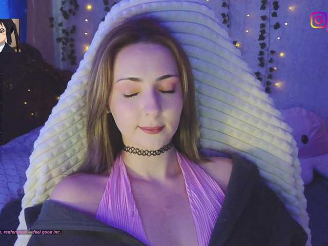 lollygirlmoon cam belle