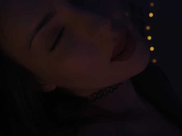 LollyGirlMoon live cam on BongaCams