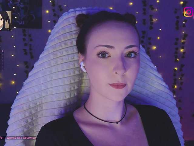 LollyGirlMoon live cam on BongaCams