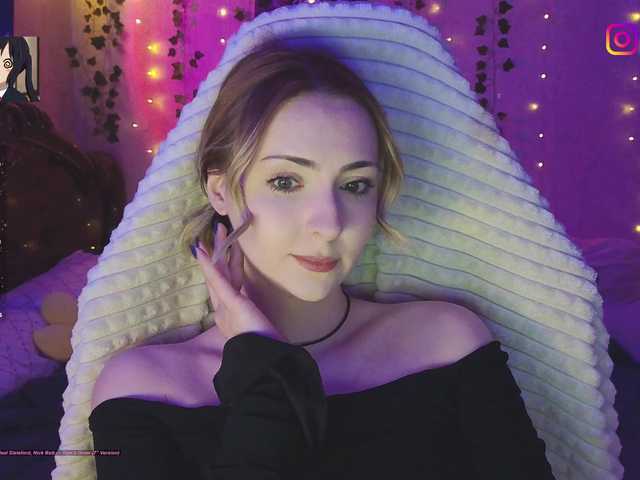 LollyGirlMoon