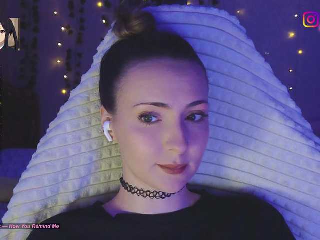 LollyGirlMoon