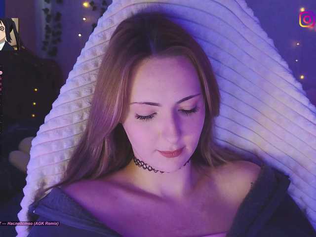 LollyGirlMoon