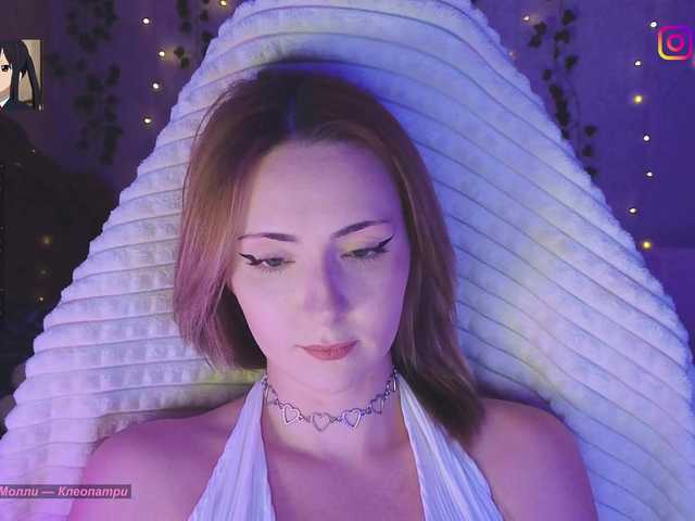 LollyGirlMoon live cam on BongaCams