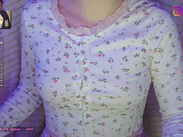 LollyGirlMoon's BongaCams show and profile