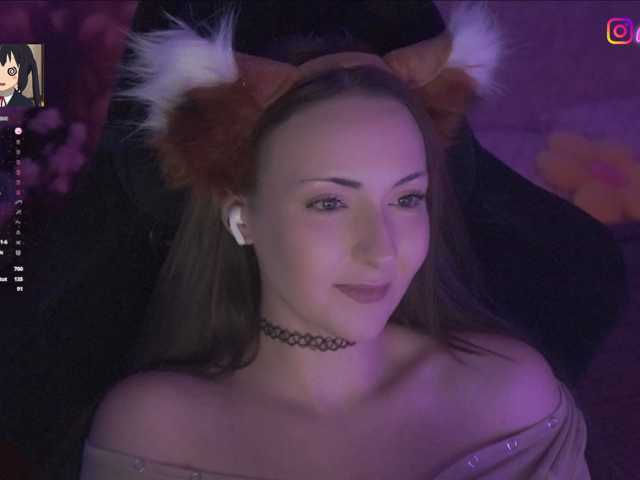 LollyGirlMoon live cam on BongaCams