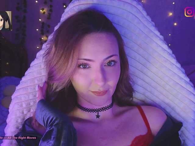 LollyGirlMoon live cam on BongaCams