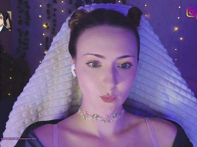 LollyGirlMoon